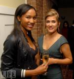 Кристал Харрис: 557x594 / 49 Кб