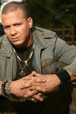 Джон Льюис: 1365x2048 / 539 Кб