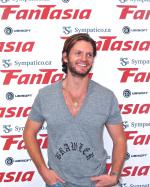 Натан Граббс: 1648x2048 / 499 Кб