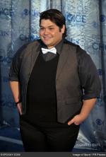 Харви Гильен: 420x620 / 37 Кб