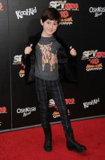 Мэйсон Кук: 392x594 / 52 Кб