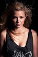 Ариана Мадикс: 1365x2048 / 406 Кб