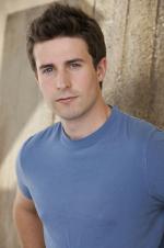 Тайлер Лэнгдон: 1365x2048 / 257 Кб