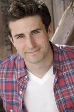 Тайлер Лэнгдон: 1365x2048 / 350 Кб