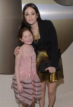 Эмма Кинни: 1400x2048 / 405 Кб