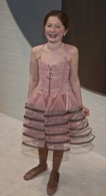 Эмма Кинни: 828x1525 / 119 Кб