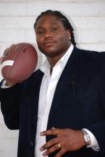 Роберт Крайтон: 402x600 / 37 Кб