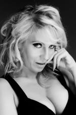 Джун Смит: 639x960 / 118 Кб