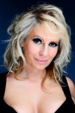 Джун Смит: 639x960 / 128 Кб