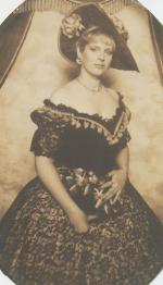 Джун Смит: 413x720 / 54 Кб