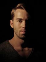 Джонотан Брукс: 800x1067 / 85 Кб