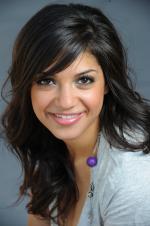 Ракель Торрес: 768x1154 / 132 Кб