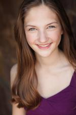 Кэролайн Энн Томас: 1365x2048 / 220 Кб