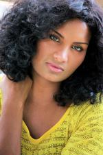 Нади Беренджер: 1365x2048 / 582 Кб