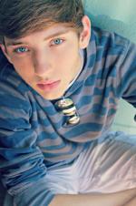 Джеррад Винович: 1365x2048 / 342 Кб