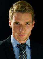 Стефан Могел: 924x1259 / 98 Кб