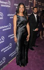 Одра Макдональд: 1292x2048 / 452 Кб