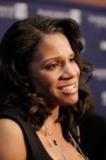 Одра Макдональд: 267x400 / 23 Кб