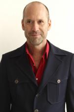 Гордон Майклс: 1365x2048 / 147 Кб