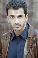 Майкл Аронов: 720x1084 / 156 Кб