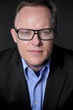 Дэн Мерфи: 1360x2048 / 277 Кб