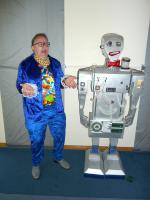 Дэн Мерфи: 750x1000 / 128 Кб