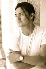 Эдди Харгитей: 384x576 / 36 Кб