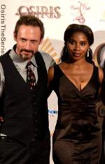 Ники Баггс: 323x500 / 32 Кб