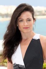 Лара Пулвер: 1365x2048 / 436 Кб