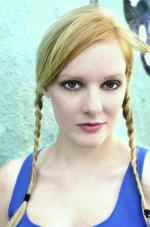 Лаура Хантер: 678x1024 / 91 Кб