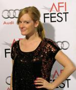 Лаура Хантер: 640x748 / 90 Кб