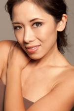 Дженни Лин: 640x960 / 63 Кб