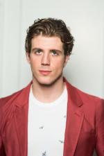 Эндрю Пальяра: 467x700 / 29 Кб