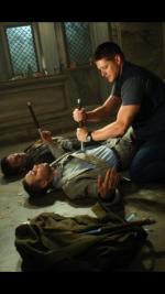 Колби Чартрэнд: 640x1136 / 77 Кб