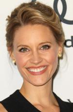 КаДи Стрикленд: 1335x2048 / 508 Кб