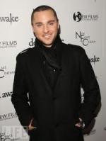 Дерек Мадьяр: 195x258 / 8 Кб