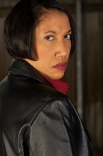 Рамона Дж. Фаррингтон: 333x500 / 24 Кб