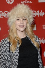 Хейли Дерриберри: 680x1024 / 175 Кб