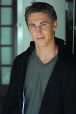 Райан Шуз: 685x1024 / 68 Кб