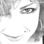 Нина Мэдор-Митчелл: 553x553 / 23 Кб