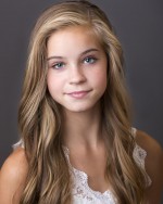 Алекса Блэр Робертсон: 819x1024 / 137 Кб