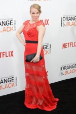 Эмма Майлс: 395x594 / 39 Кб