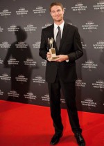 Томас Строппел: 353x495 / 34 Кб