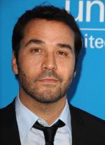 Джереми Пивен: 289x400 / 22 Кб