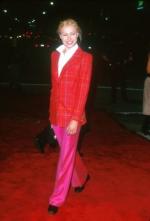 Порша де Росси: 272x400 / 14 Кб