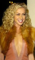 Порша де Росси: 239x400 / 24 Кб