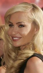 Порша де Росси: 238x400 / 21 Кб