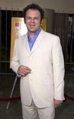 Джон Си Райли: 247x400 / 19 Кб