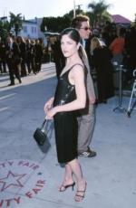 Сэльма Блэр: 262x400 / 23 Кб