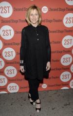 Иди Фалько: 253x400 / 28 Кб